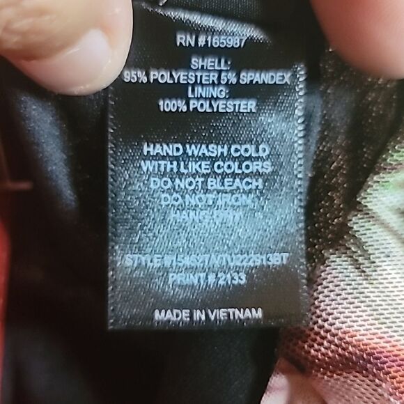 STELLA & JULIE Floral V Neck Dress Size 12 NWOT - Picture 9 of 10